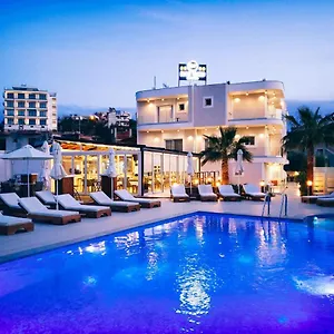 **** Hotel Blue Water Albanien